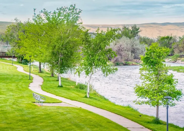 Let's Go Wyoming: Riverfront Retreat At Hot Springs State Park Holiday home Thermopolis