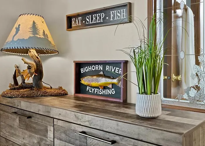 Holiday home Let's Go Wyoming: Riverfront Retreat At Hot Springs State Park