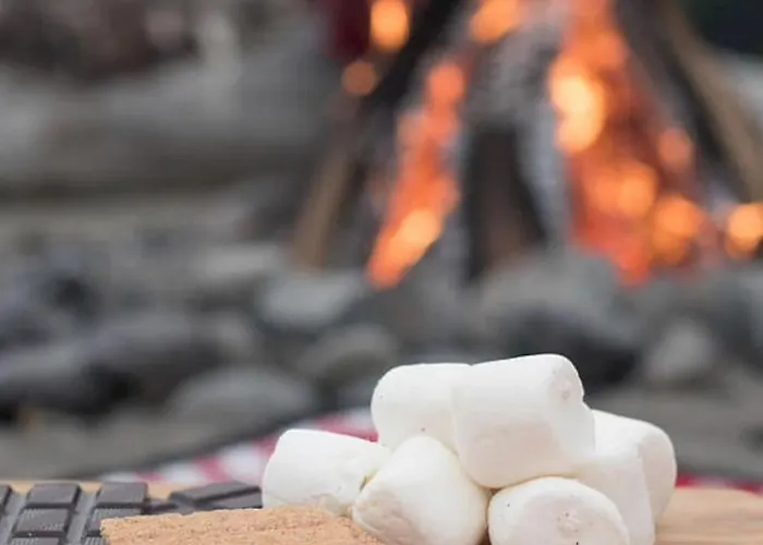 Let's Go Wyoming: Riverfront Retreat At Hot Springs State Park Holiday home *